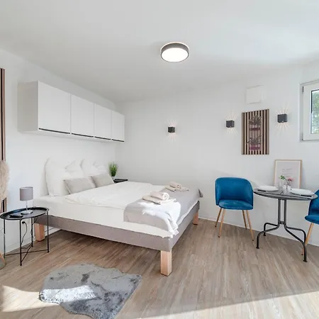 Spacestays Bunker Messe Wi-fi Tv Διαμέρισμα Έσσεν